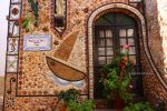 Albufeira - Un ristorante interamente ricoperto di conchiglie