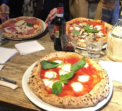 Pizzeria Meno Male, come mangiare una vera pizza napoletana a Stoccolma