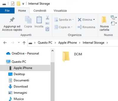 La cartella è vuota quando collego iPhone al computer